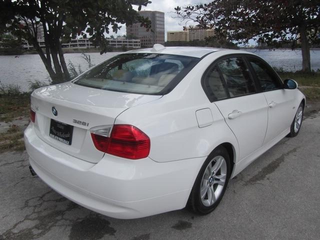 BMW 3 series 2008 photo 2