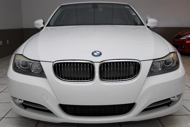 BMW 3 series 2009 photo 1