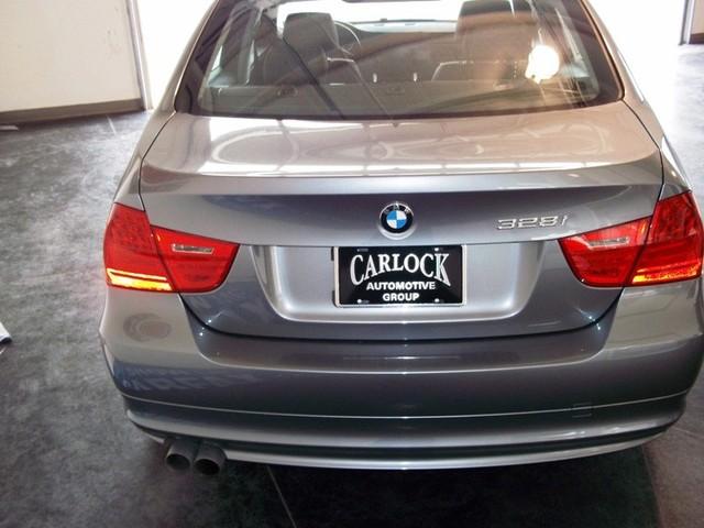 BMW 3 series 2009 photo 2