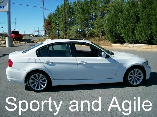 BMW 3 series 2009 photo 4