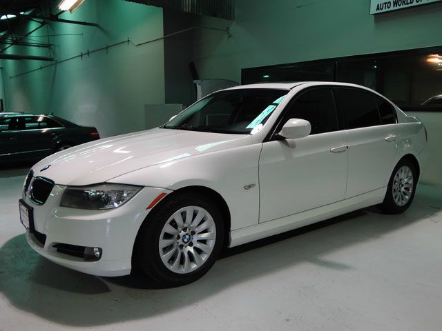 BMW 3 series 2009 photo 3
