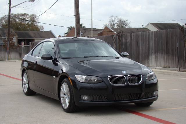 BMW 3 series 2009 photo 2