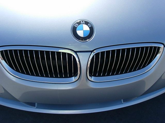 BMW 3 series 2009 photo 1
