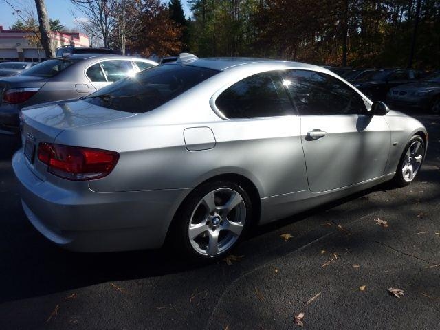 BMW 3 series 2009 photo 3