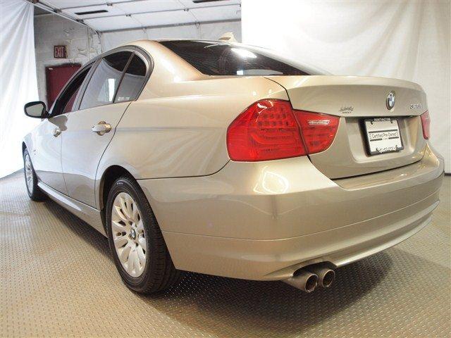 BMW 3 series 2009 photo 4