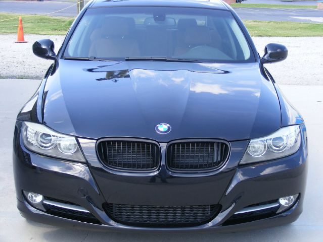 BMW 3 series 2009 photo 2