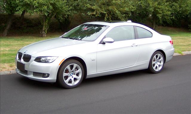 BMW 3 series 2009 photo 2