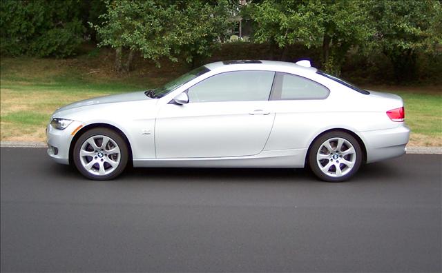 BMW 3 series 2009 photo 3