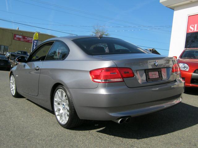 BMW 3 series 2009 photo 1