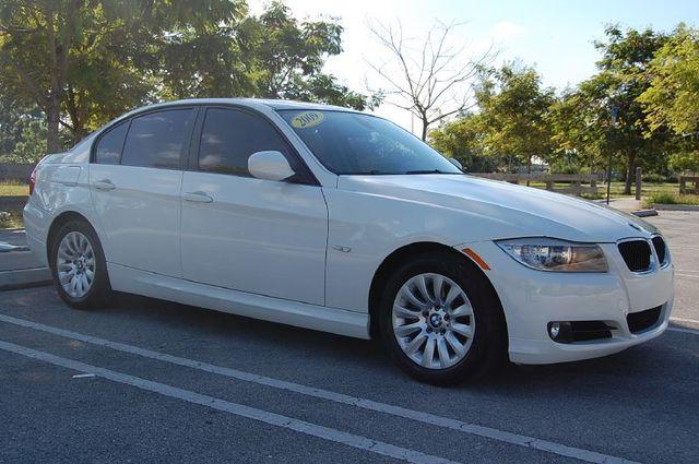 BMW 3 series 2009 photo 2