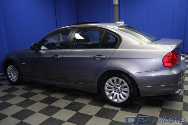 BMW 3 series SE Automatic 4X4 Beutiful Sedan