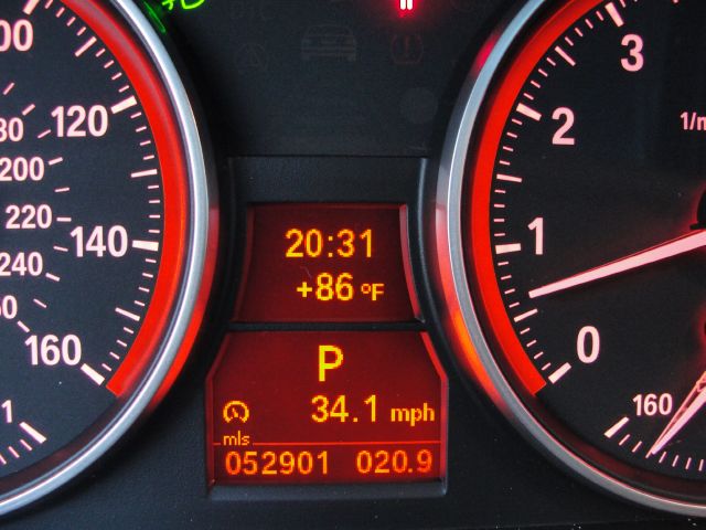 BMW 3 series 2010 photo 1