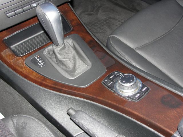 BMW 3 series 2010 photo 12