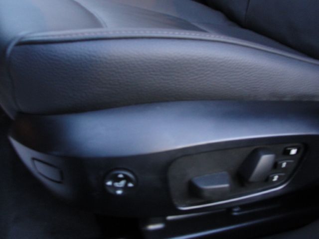 BMW 3 series 2010 photo 18