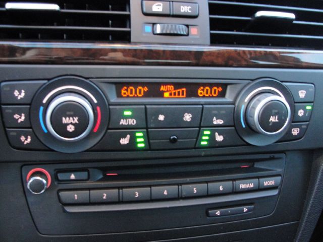 BMW 3 series 2010 photo 6