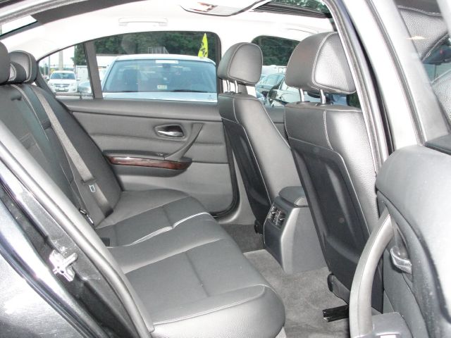 BMW 3 series 2010 photo 7