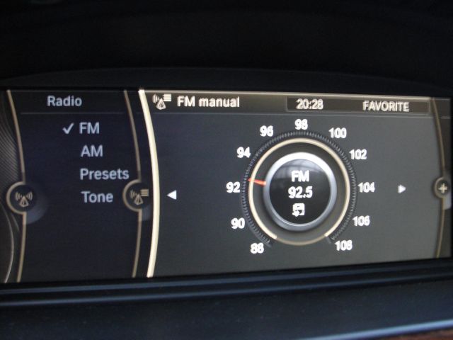 BMW 3 series 2010 photo 8