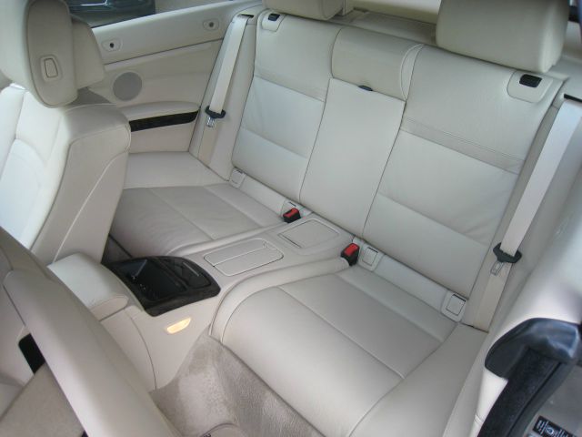 BMW 3 series 2010 photo 1