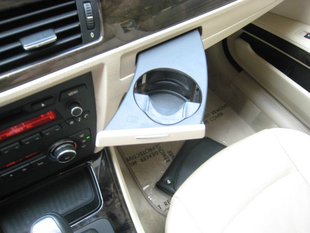 BMW 3 series 2010 photo 17