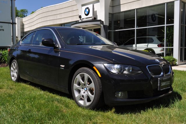 BMW 3 series 2010 photo 1