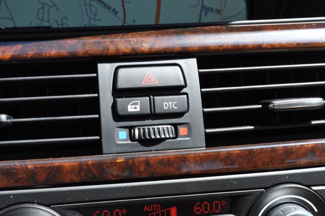 BMW 3 series 2010 photo 22