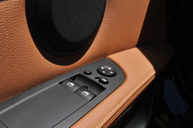 BMW 3 series 2010 photo 28