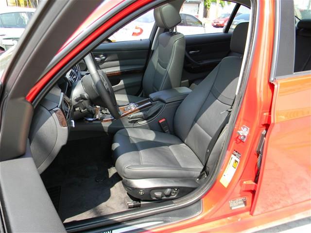 BMW 3 series 2010 photo 23