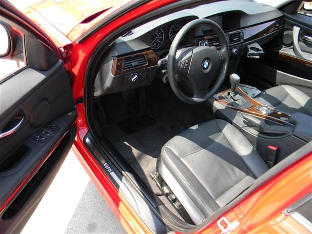 BMW 3 series 2010 photo 25