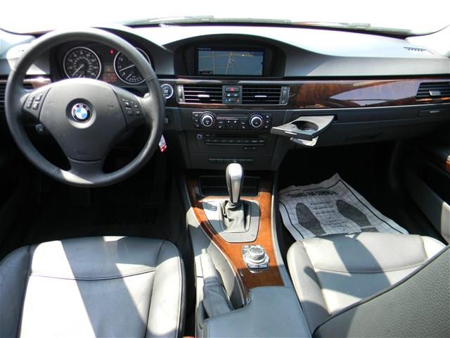 BMW 3 series 2010 photo 27