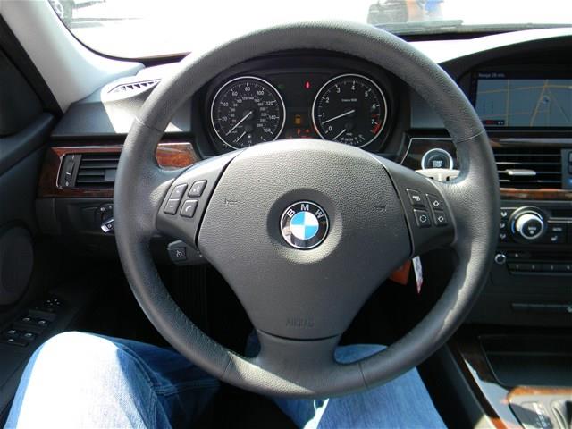 BMW 3 series 2010 photo 7