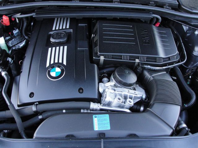 BMW 3 series 2010 photo 15