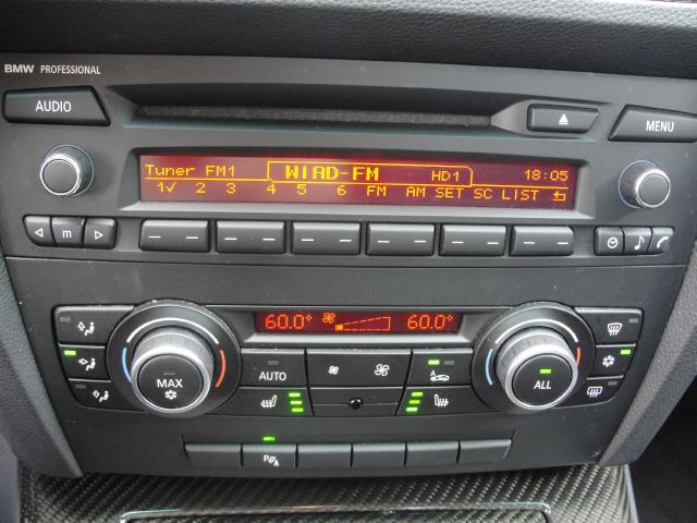 BMW 3 series 2010 photo 20