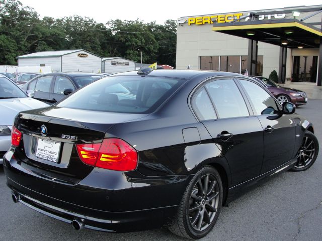 BMW 3 series 2010 photo 6