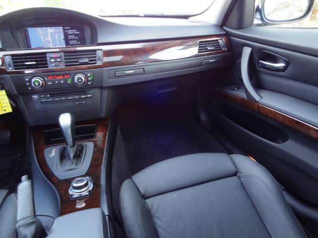 BMW 3 series 2010 photo 4