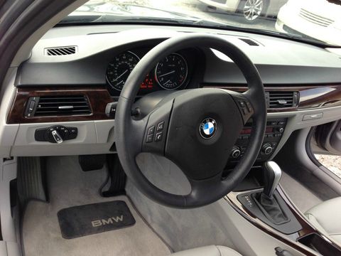 BMW 3 series 2011 photo 14