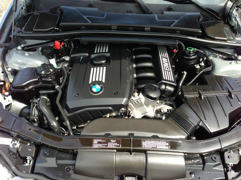 BMW 3 series 2011 photo 3