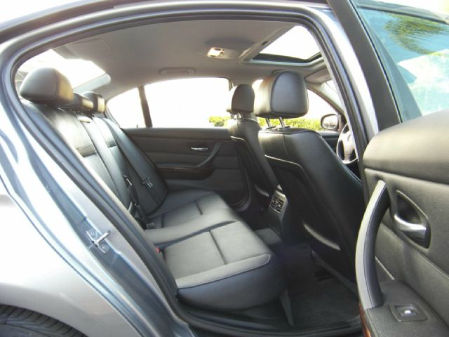 BMW 3 series 2011 photo 11