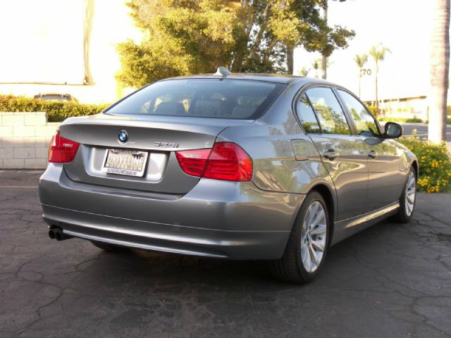 BMW 3 series 2011 photo 19