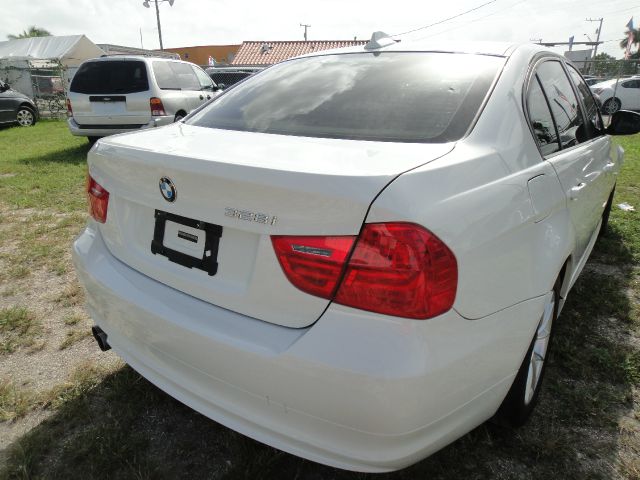 BMW 3 series Supercab-short-xlt-4wd-e85-sync-1 Owner Sedan