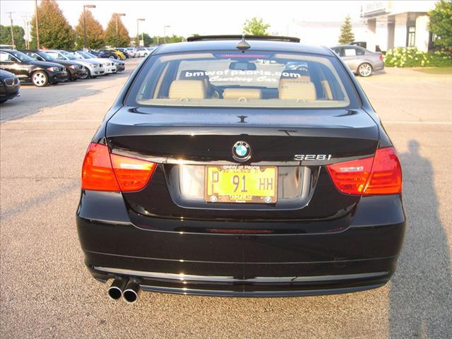BMW 3 series 2011 photo 5