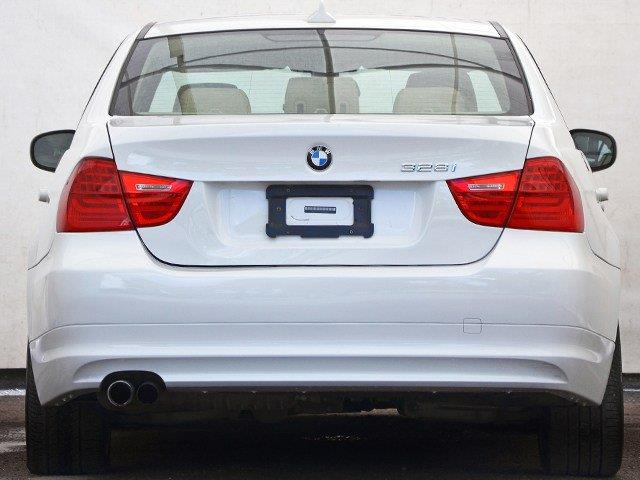 BMW 3 series 2011 photo 4