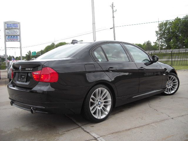BMW 3 series 2011 photo 23