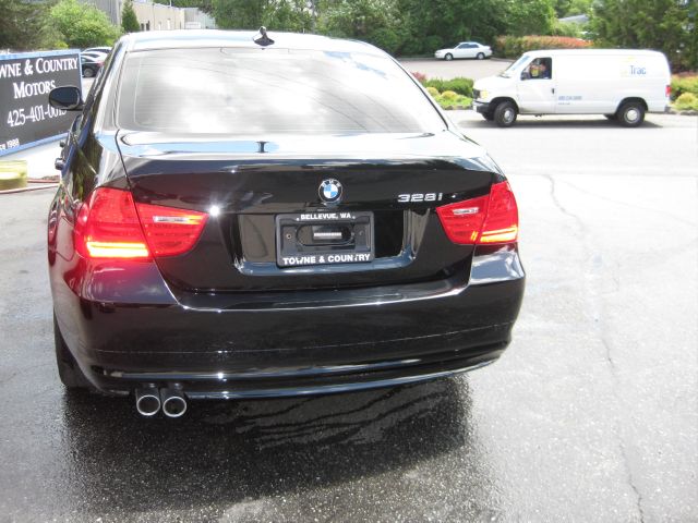 BMW 3 series 2011 photo 10