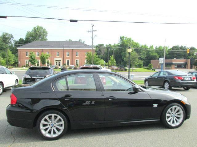 BMW 3 series 2011 photo 6