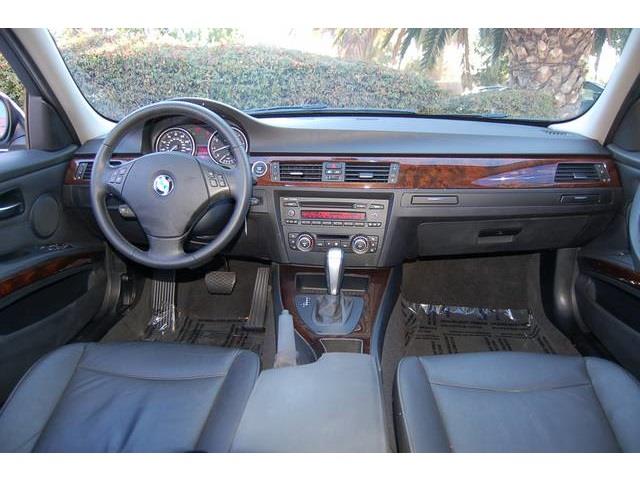 BMW 3 series 2011 photo 4