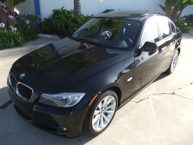 BMW 3 series 2011 photo 2