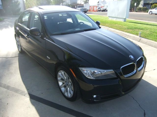 BMW 3 series 2011 photo 4