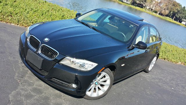 BMW 3 series 2011 photo 4