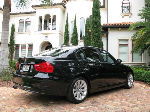 BMW 3 series 2011 photo 9