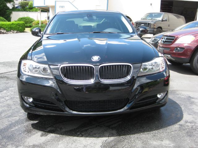 BMW 3 series 2011 photo 1